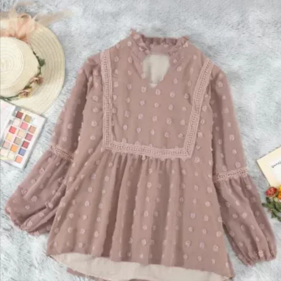 β€οΈπHPπNew Ruffled Swiss Dot Split Neck Ruffle Babydoll Blouse - Picture 12 of 16